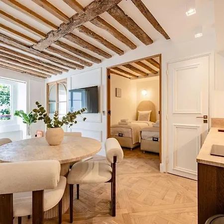 Apartment 2bedrooms Sacree Coeur Place Du Tertre Montmartre Paris